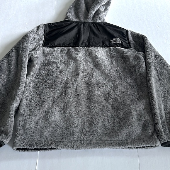 THE NORTH FACE || Girl’s Fleece Jacket. Sz. 14/16 - Picture 8 of 13